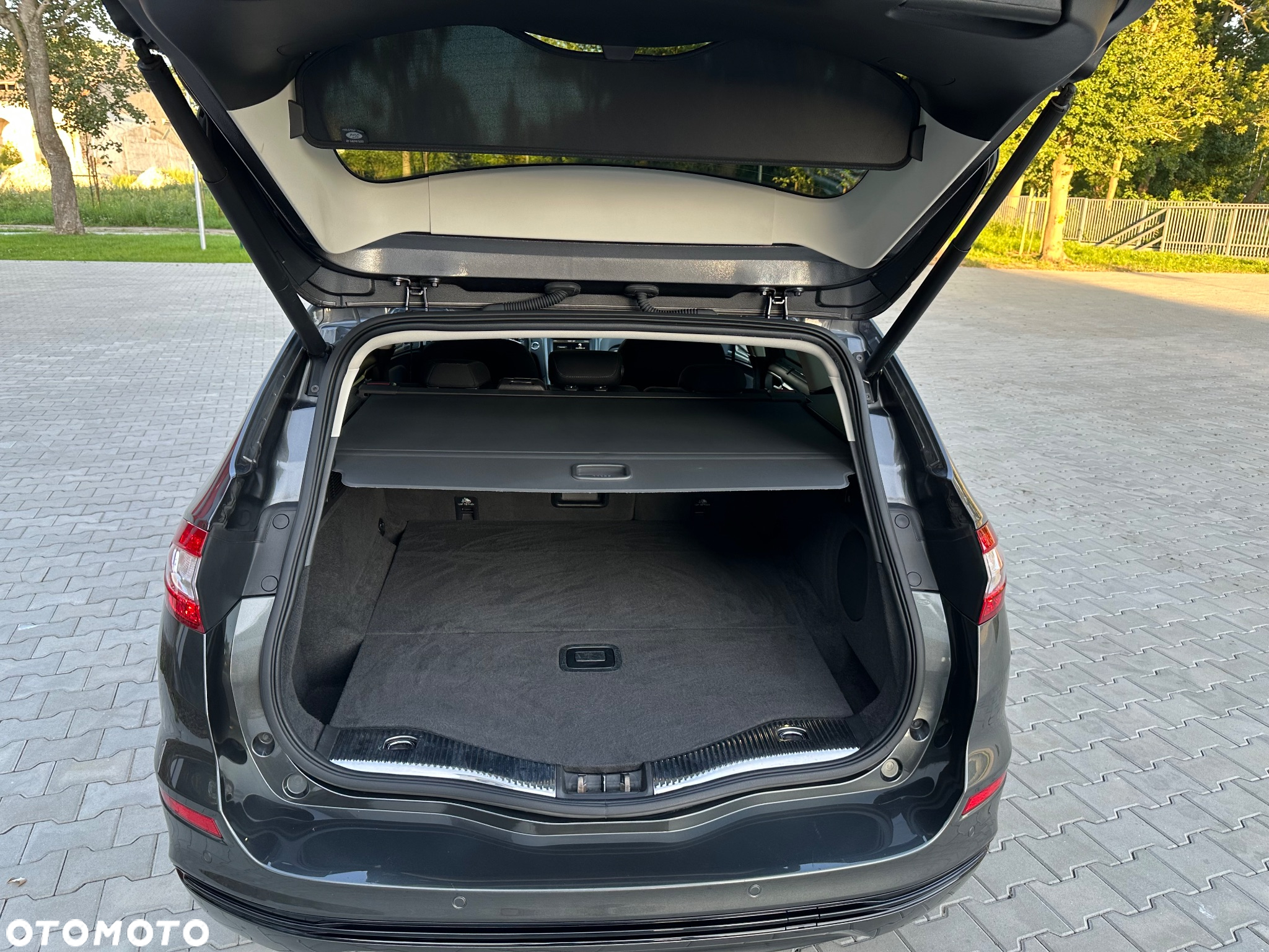 Ford Mondeo 2.0 EcoBlue Titanium - 23