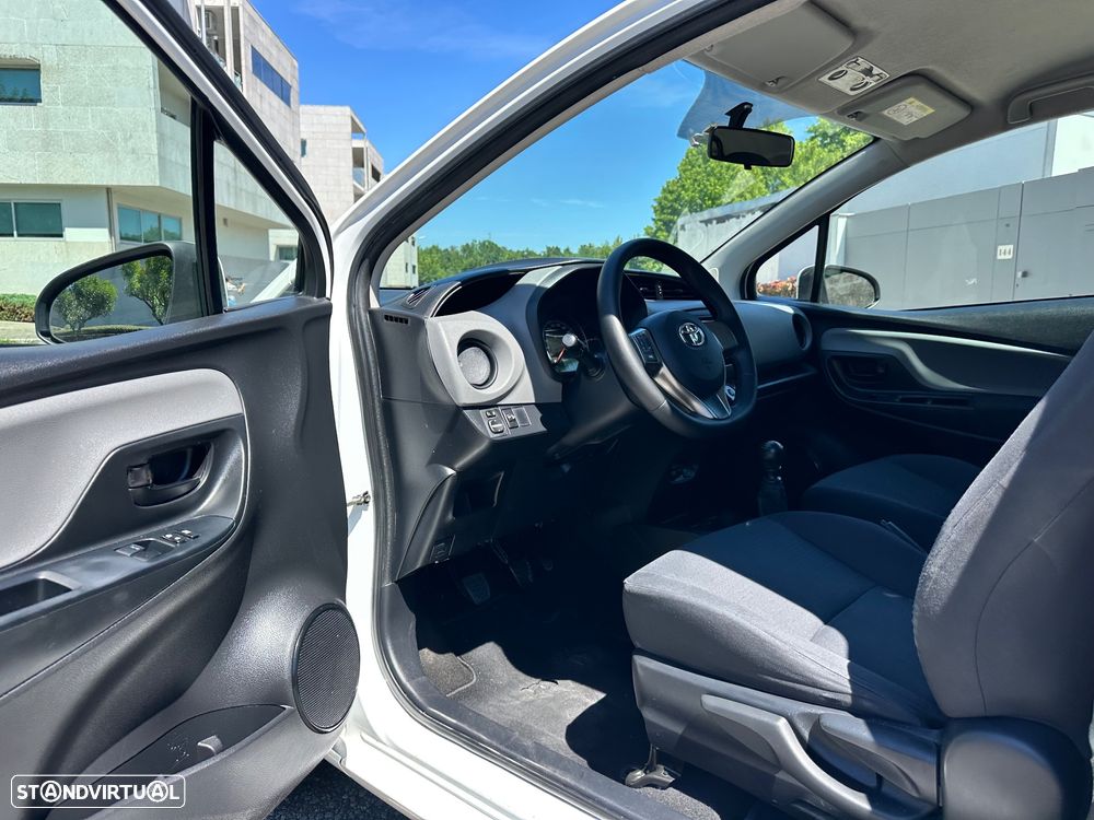 Toyota Yaris 1.4 D-4D - 14