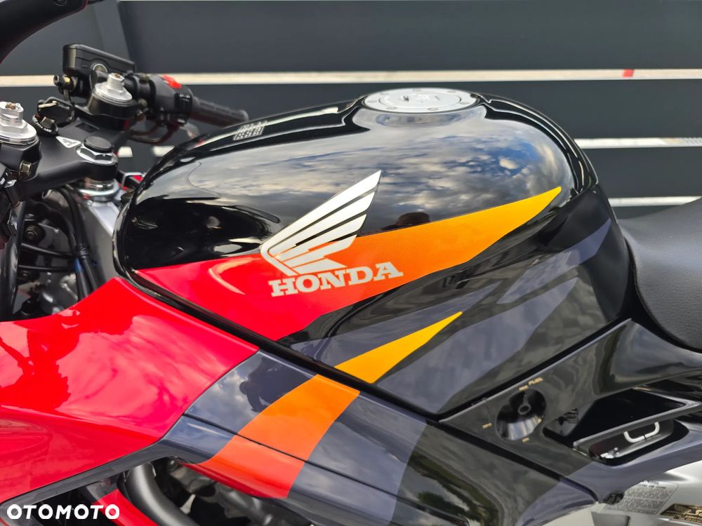 Honda CBR - 10