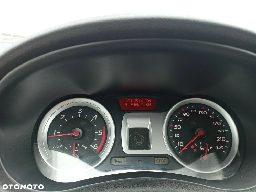 Renault Clio - 14