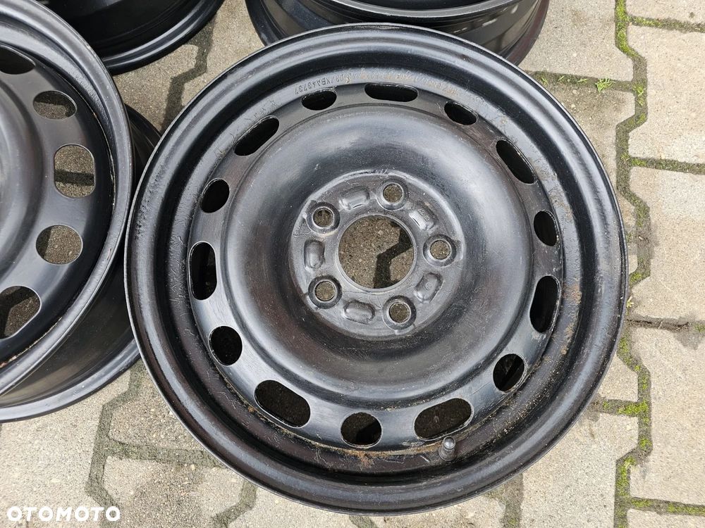 (S17) Felgi Stalowe 15'' Mazda 3 5 Kia Ceed Hyundai i20 i30 Renault Megane IV / 6Jx15 ET52.5 5x114.3 - 4