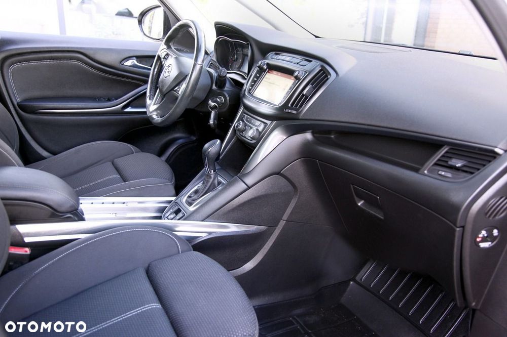 Opel Zafira 2.0 CDTI Plus - 11