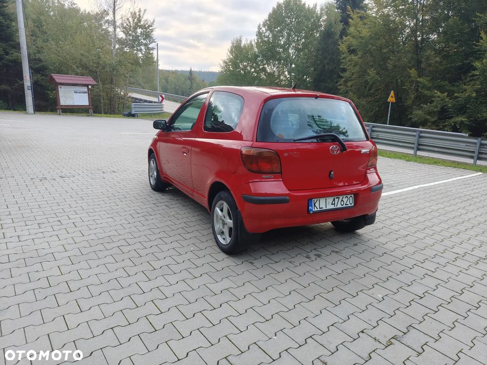 Toyota Yaris - 5
