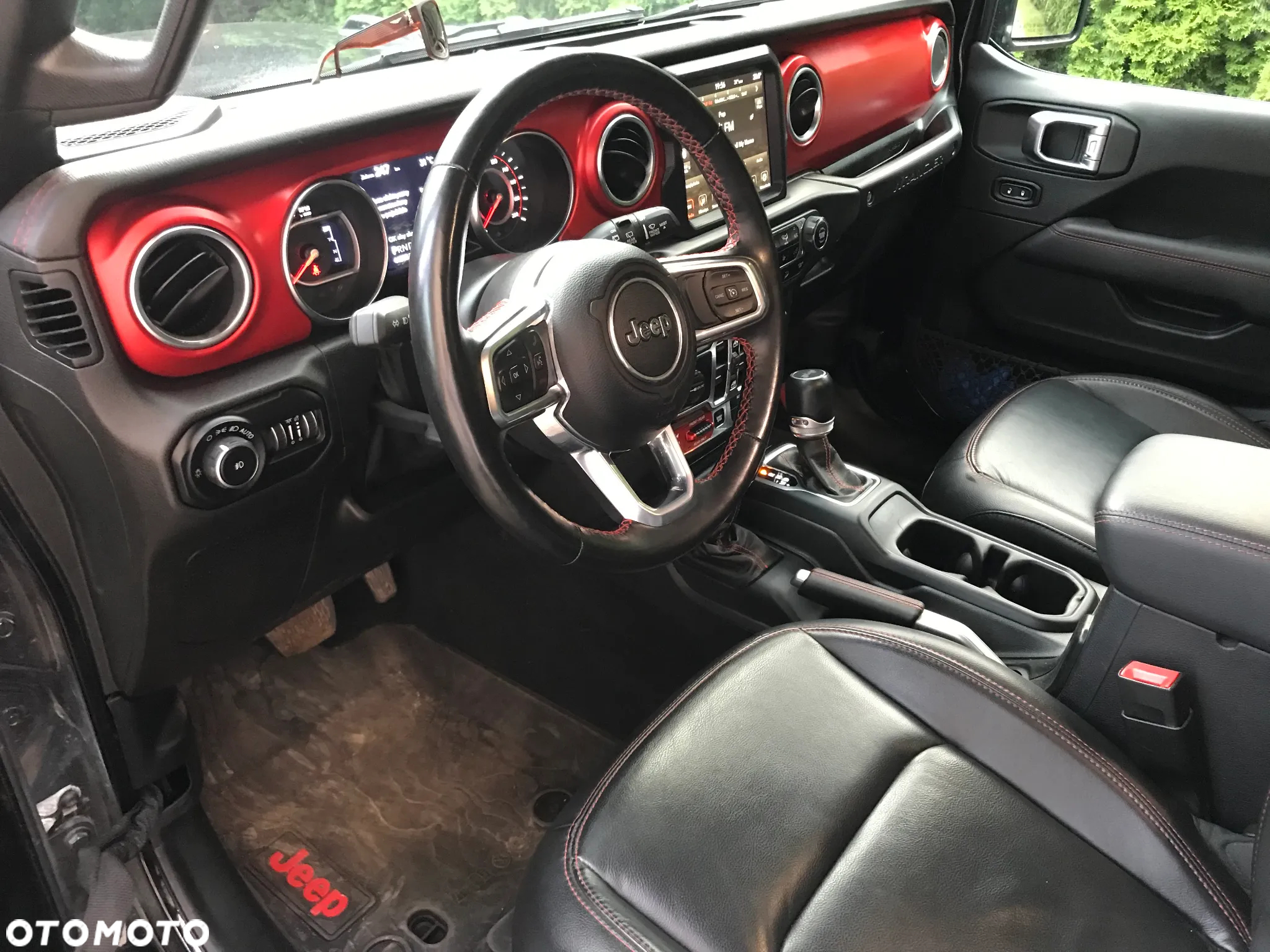 Jeep Wrangler - 8