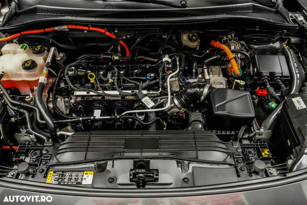 Ford Kuga 2.5 Duratec PHEV Titanium - 28