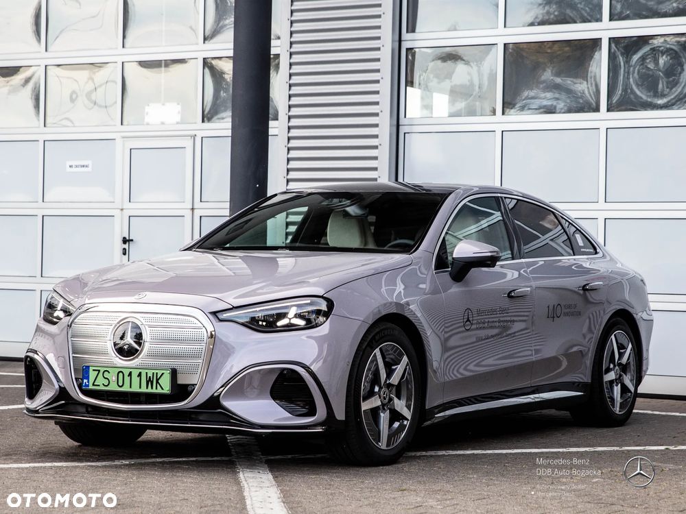 Mercedes-Benz Klasa C 400 4-Matic 94kWh - 3