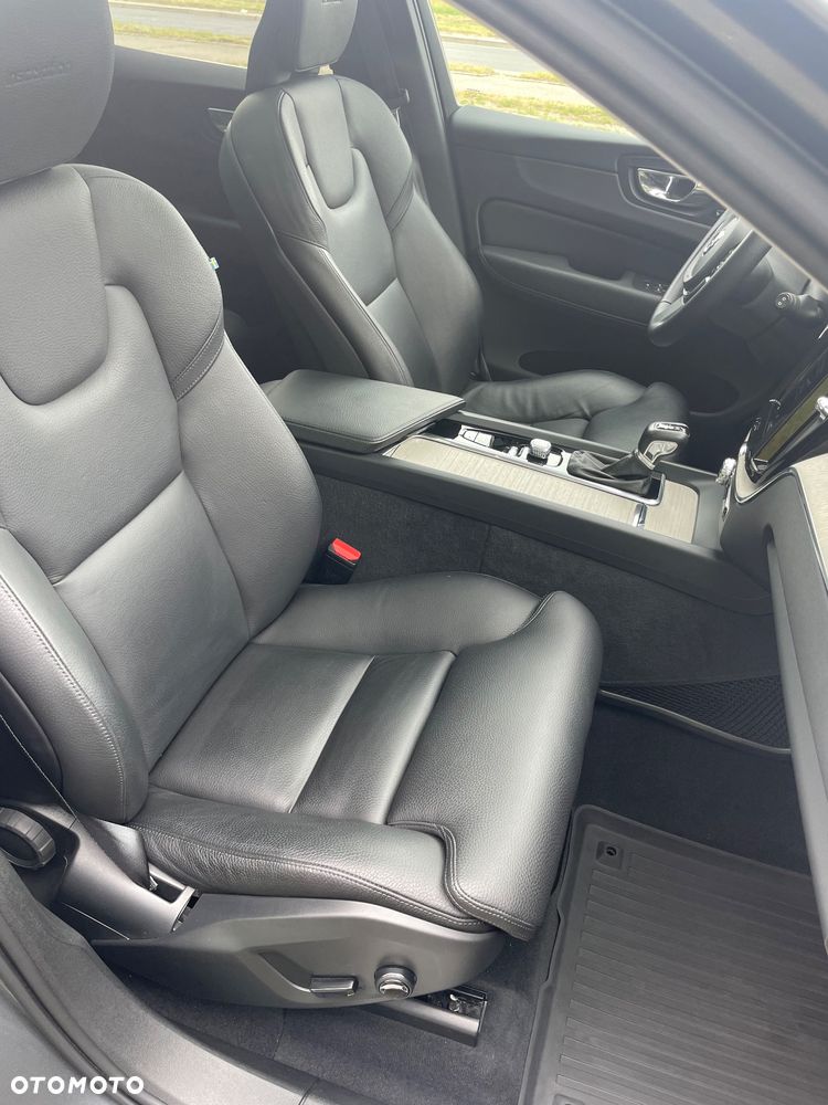 Volvo XC 60 D4 SCR Inscription - 18