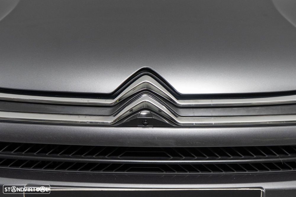 Citroën C4 X 1.2 PureTech Shine EAT8 - 13