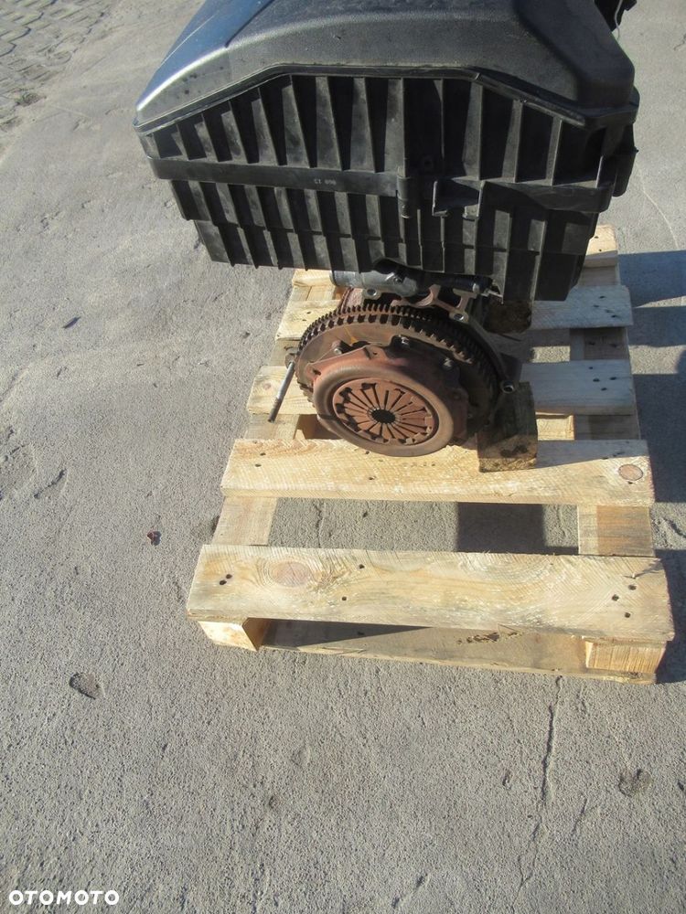 SILNIK D4F 732 D4F732 1.2 16V DACIA SANDERO II - 4