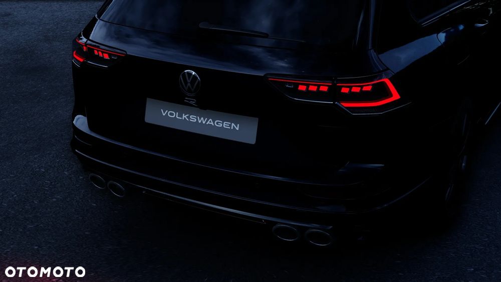 Volkswagen Golf Variant - 14