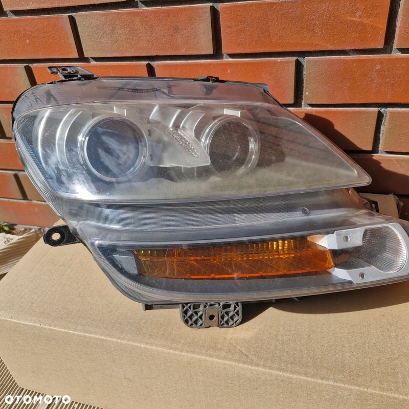 FIAT ULYSSE II 2 LAMPA PRZÓD PRAWA EUROPA ORYGINAŁ - 1
