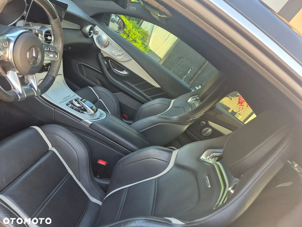 Mercedes-Benz Klasa C AMG 63 S Coupe AMG Speedshift MCT 9G - 16