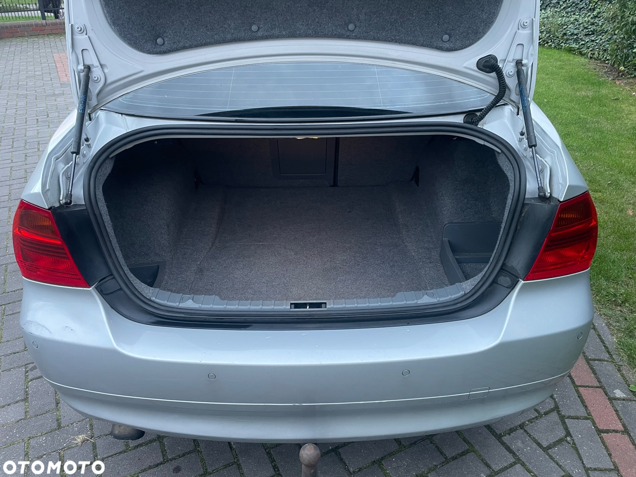 BMW Seria 3 318d - 13