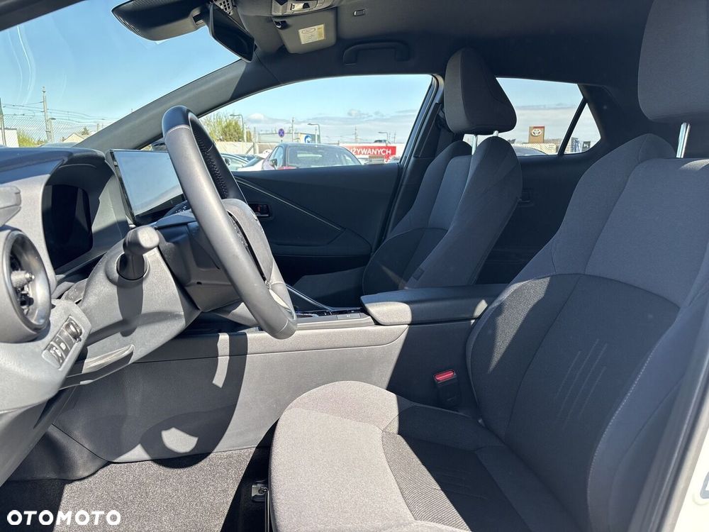 Toyota C-HR - 18