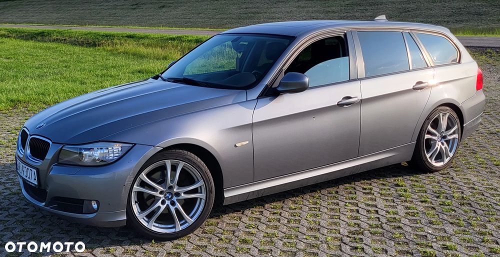 BMW Seria 3 320d Efficient Dynamics - 3