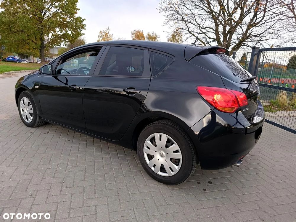 Opel Astra 1.4 Turbo Design Edition - 7