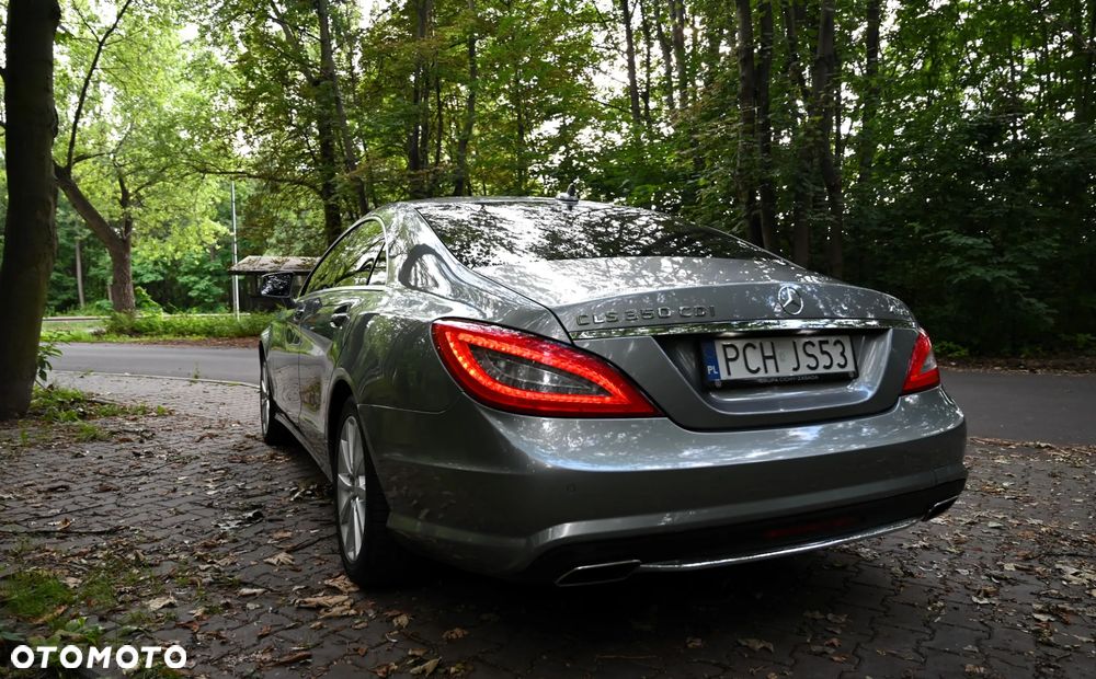 Mercedes-Benz CLS - 15