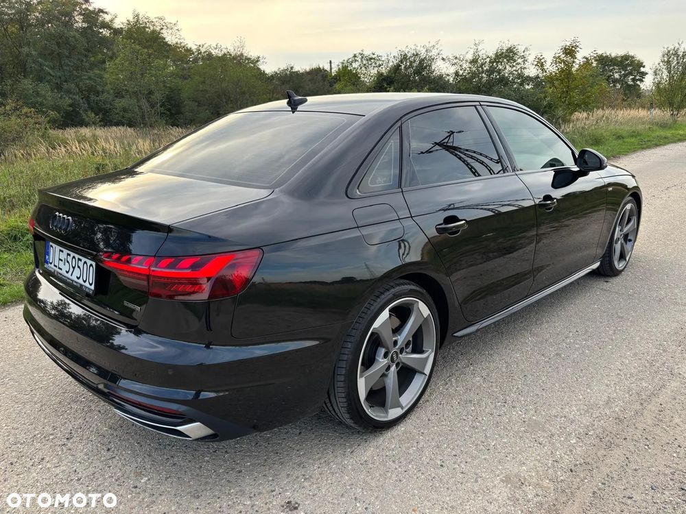 Audi A4 Limousine - 14