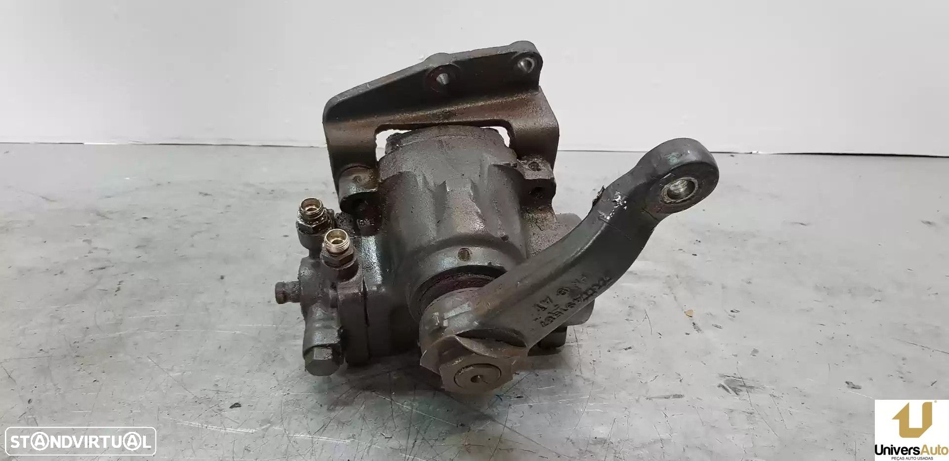 CAIXA DIREÇÃO NISSAN CABSTAR 1998 -TAS20M606 - 2