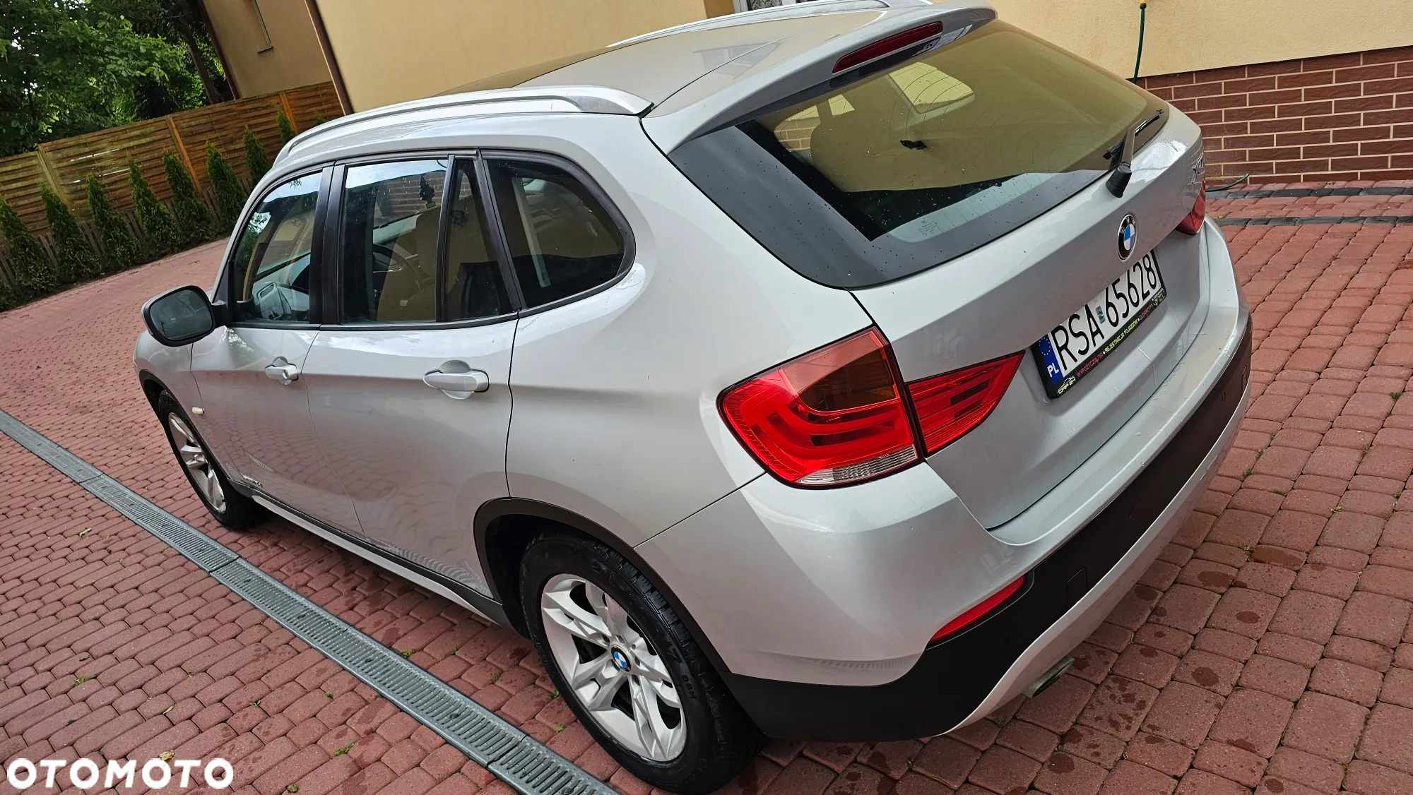 BMW X1 xDrive18d - 23