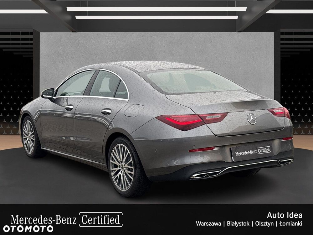 Mercedes-Benz CLA 180 Progressive 7G-DCT - 4