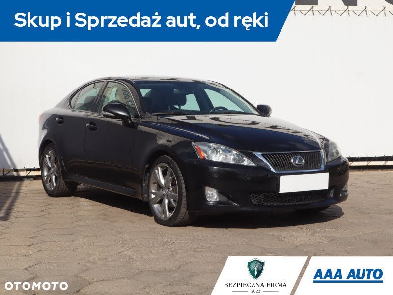 Lexus IS - 3