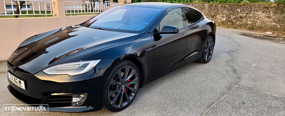 Tesla Model S Performance Ludicrous AWD - 38