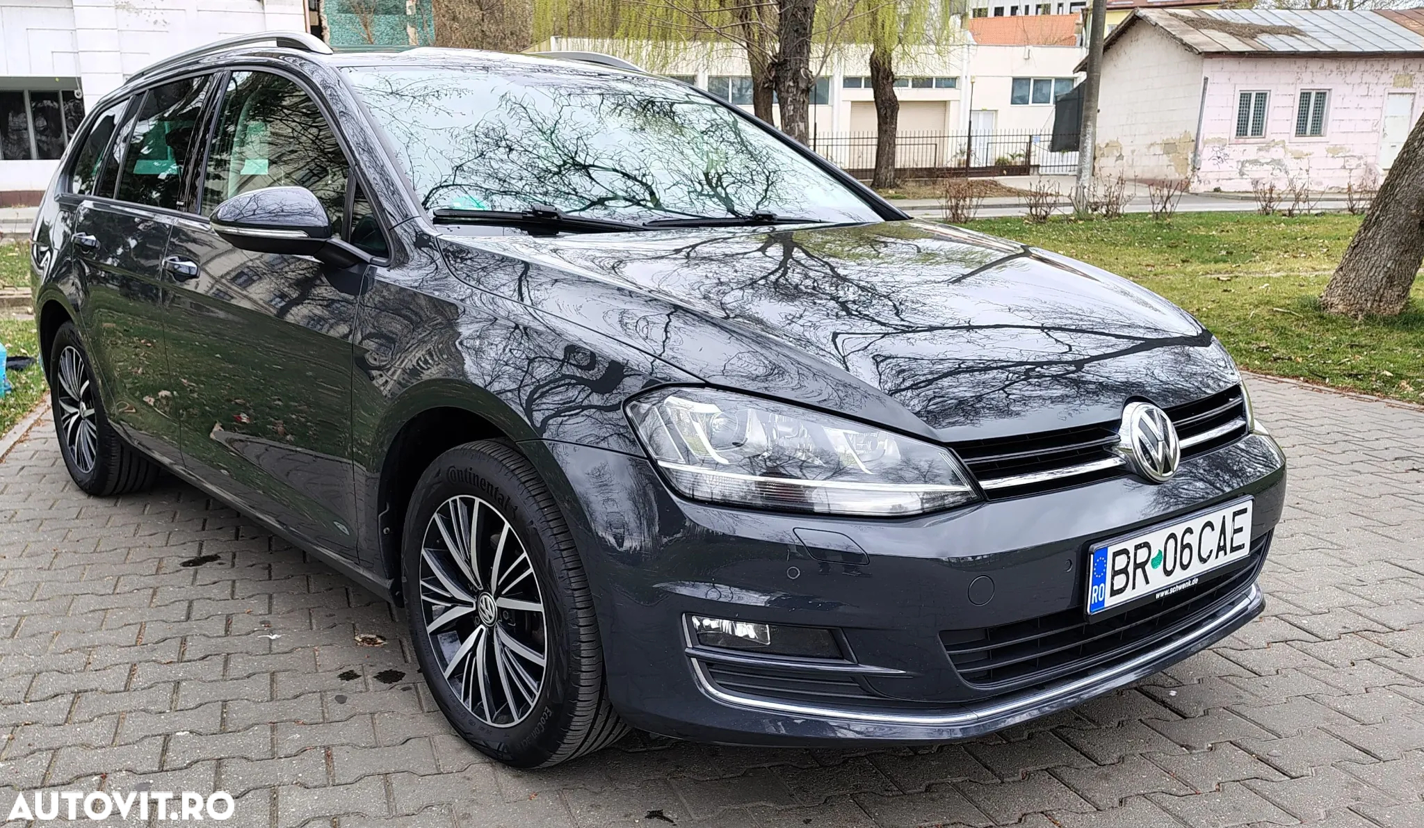 Volkswagen Golf Variant 2.0 TDI BlueMotion Technology DSG Allstar - 9