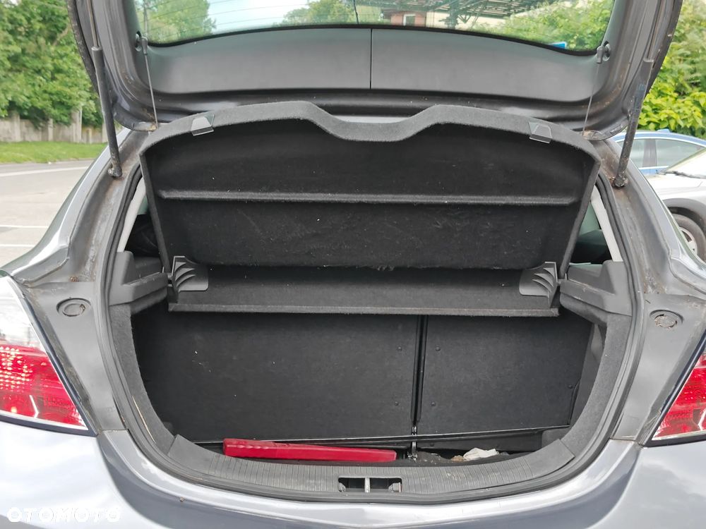 Opel Astra 1.9 CDTI Sport - 16