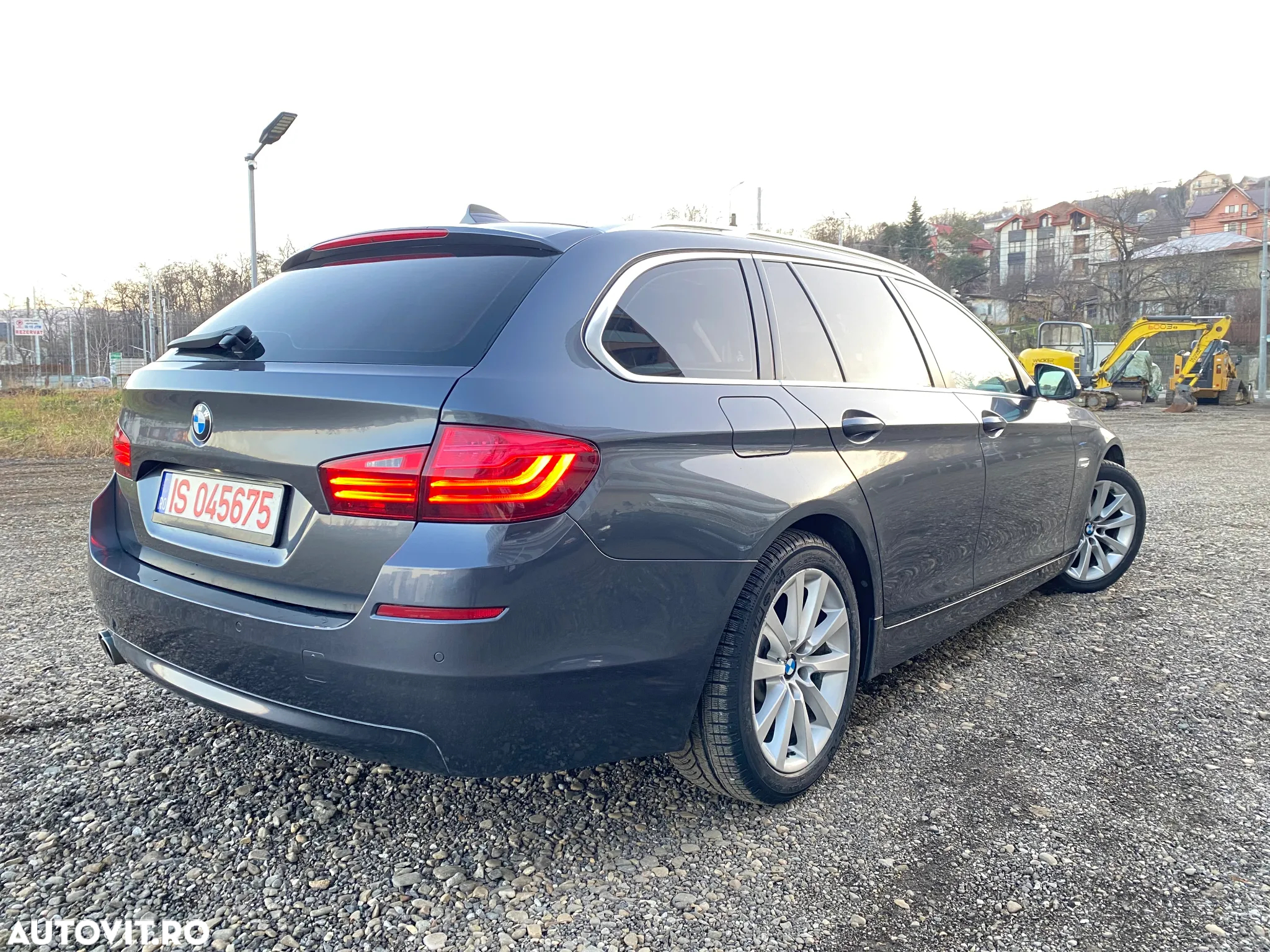 BMW Seria 5 518d Aut. Luxury Line - 6