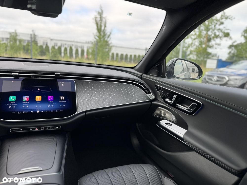 Mercedes-Benz Klasa E 220 d mHEV 4-Matic AMG 9G-Tronic - 16