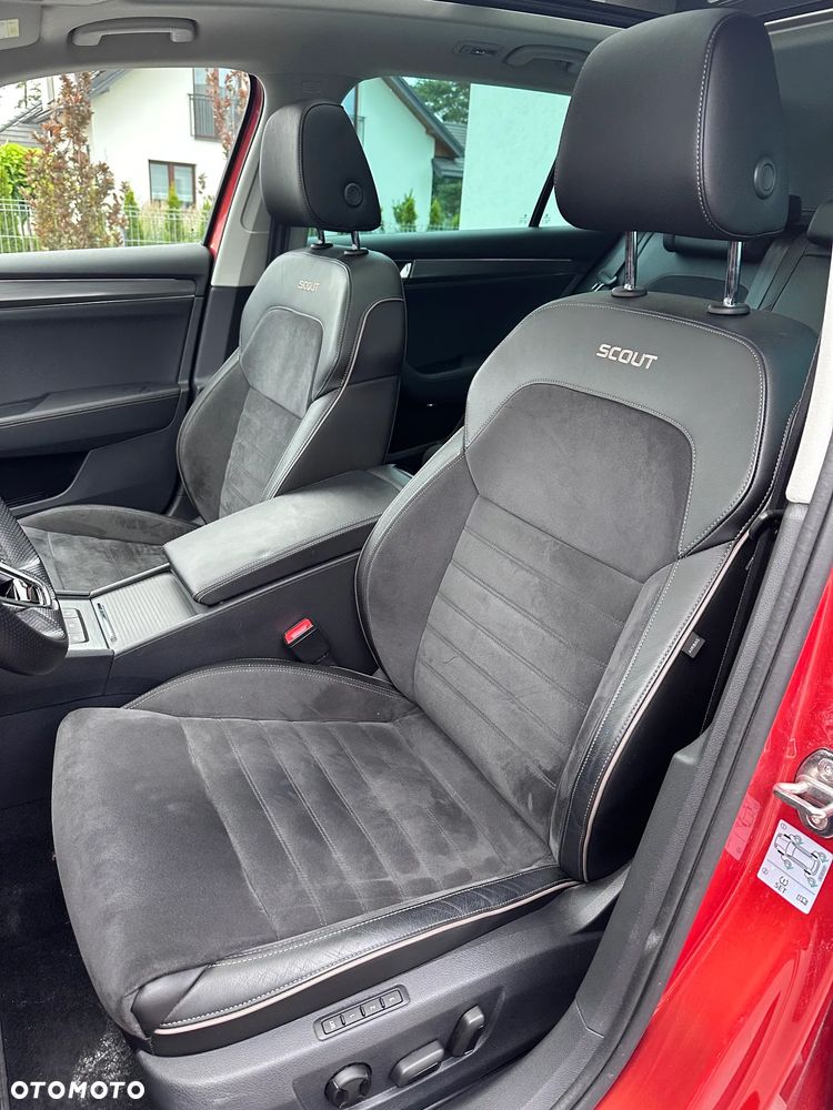 Skoda Superb 2.0 TSI 4x4 Scout DSG - 8