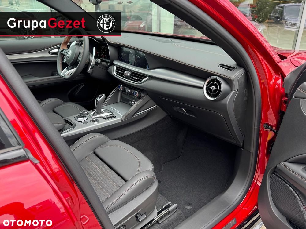 Alfa Romeo Stelvio - 22