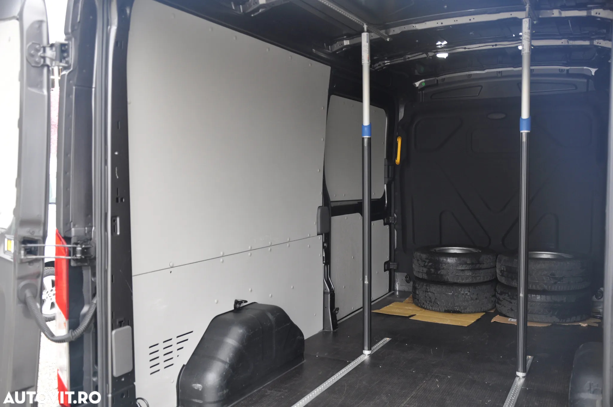 Ford Transit L3H2 Furgon - 8