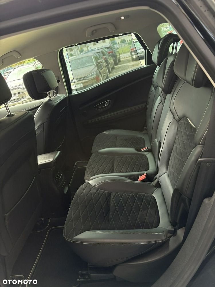 Renault Scenic TCe 140 GPF EDC BLACK EDITION - 18