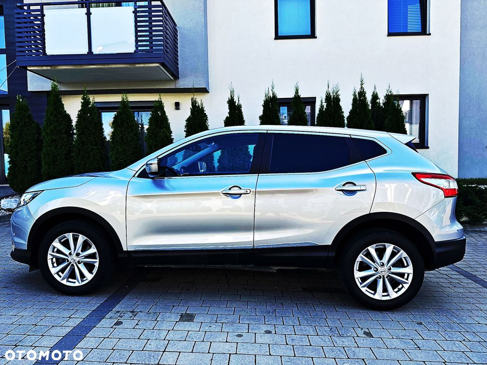 Nissan Qashqai 1.6 dCi Xtronic TEKNA - 16