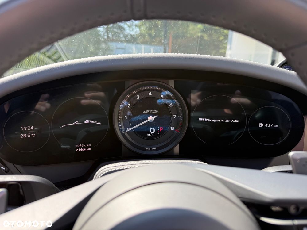 Porsche 911 Targa 4 GTS - 28