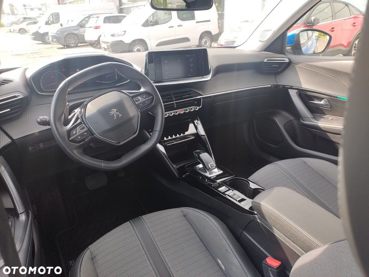 Peugeot 2008 1.2 PureTech Allure Pack S&S EAT8 - 8