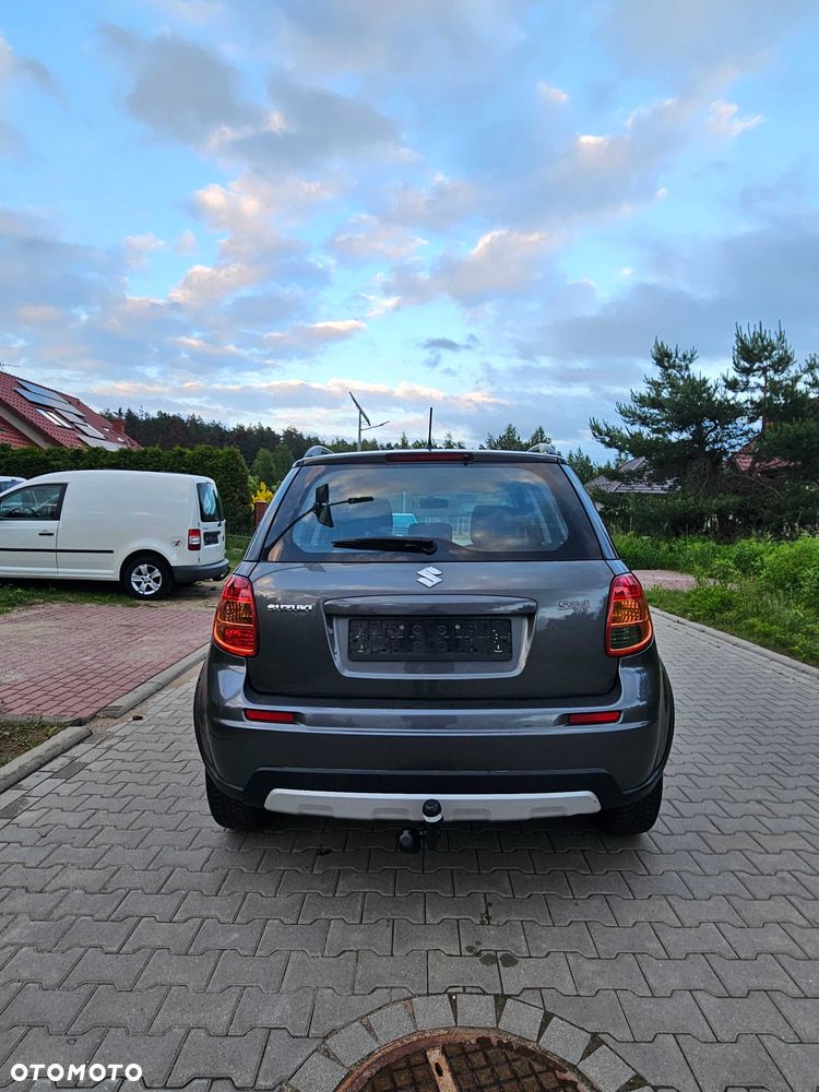 Suzuki SX4 - 4