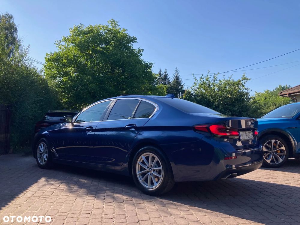 BMW Seria 5 520d Luxury Line - 6
