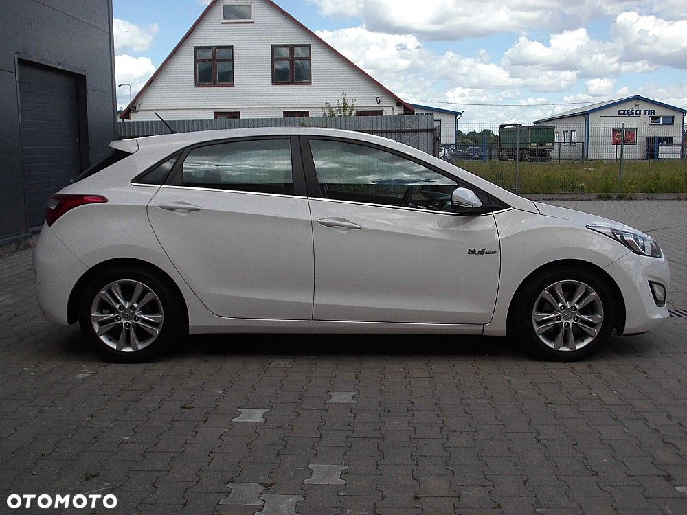 Hyundai i30 1.6 CRDi Fifa World Cup Edition - 19