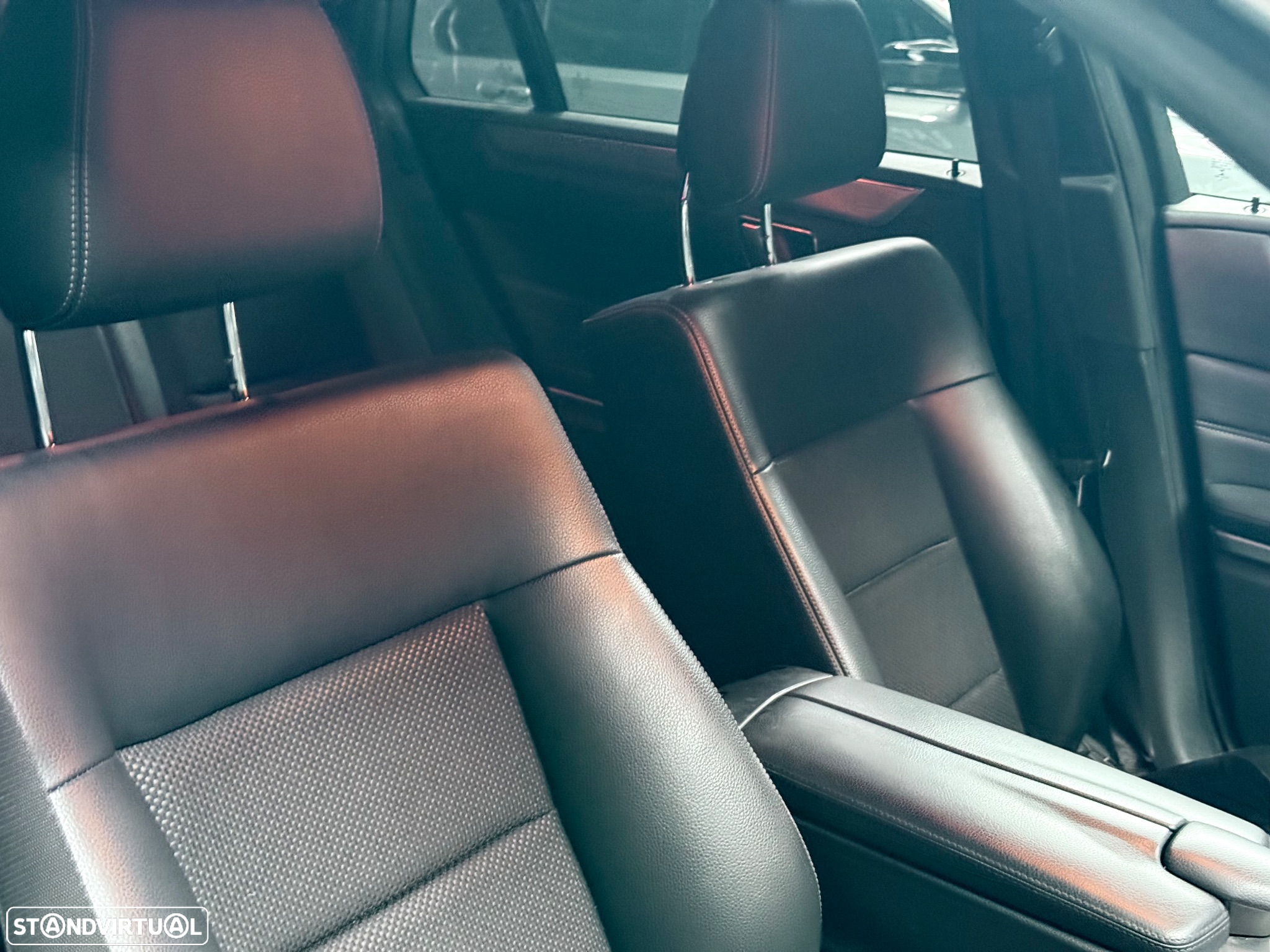 Mercedes-Benz E 200 BlueTEC Avantgarde Auto - 14