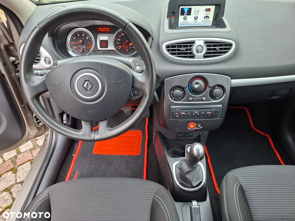 Renault Clio TCe 100 Expression - 21