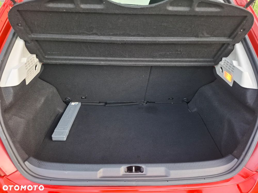 Peugeot 207 1.4 Trendy - 34