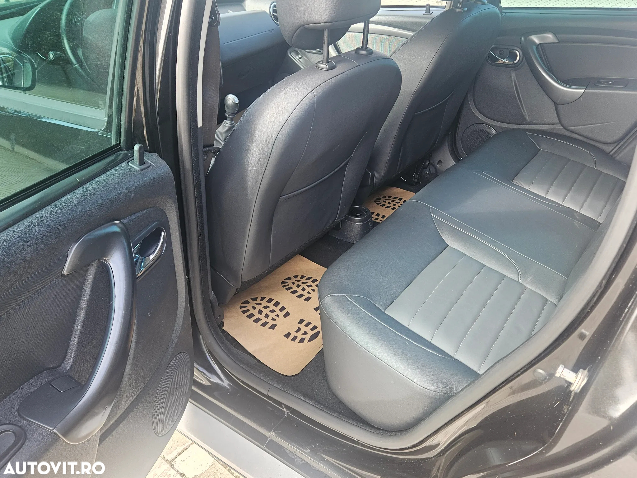 Dacia Duster dCi 110 FAP 4x4 Prestige - 7