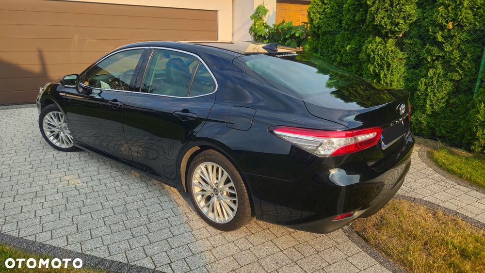 Toyota Camry 2.5 Hybrid Executive CVT - 4