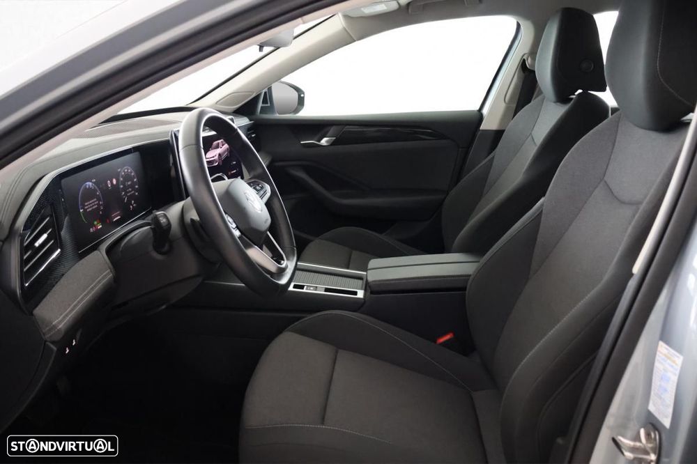 VW Passat Variant 1.5 TSI eHybrid DSG - 9