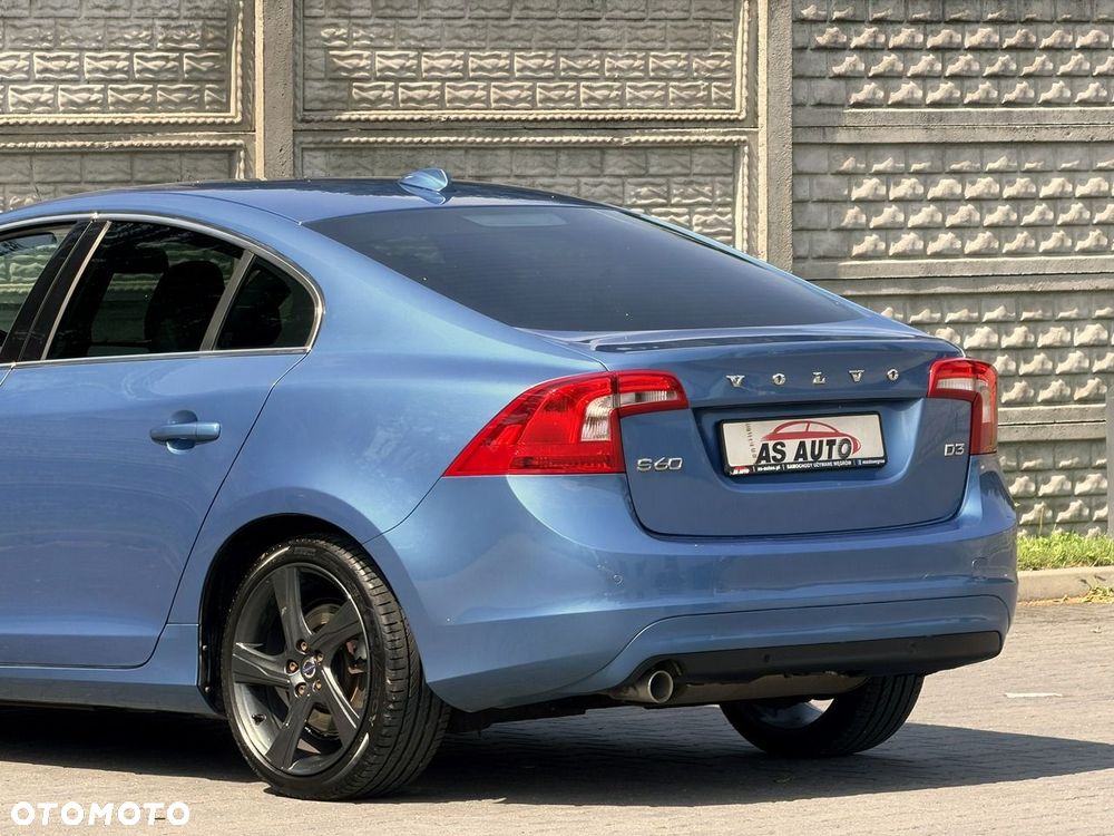 Volvo S60 D3 Summum - 33