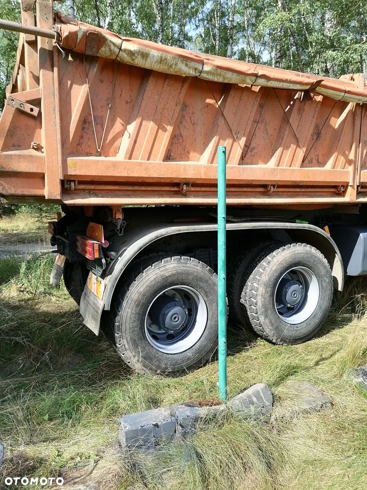 Mercedes-Benz Actros - 15