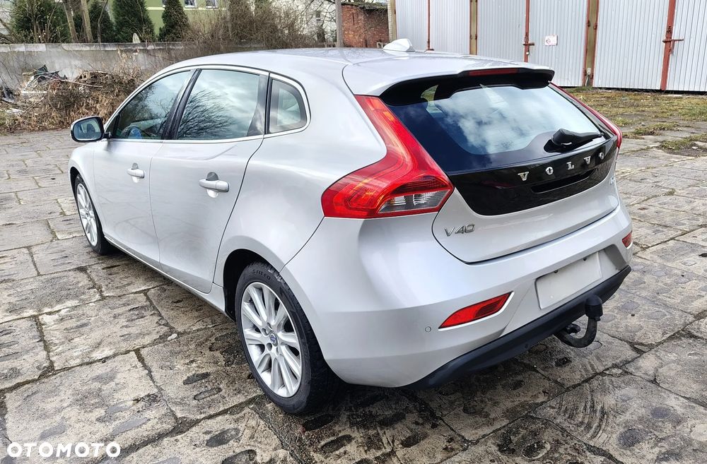 Volvo V40 D2 - 7